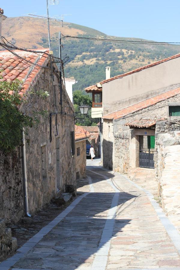 Hotel Ribera Del Corneja Navacepedilla de Corneja Ngoại thất bức ảnh