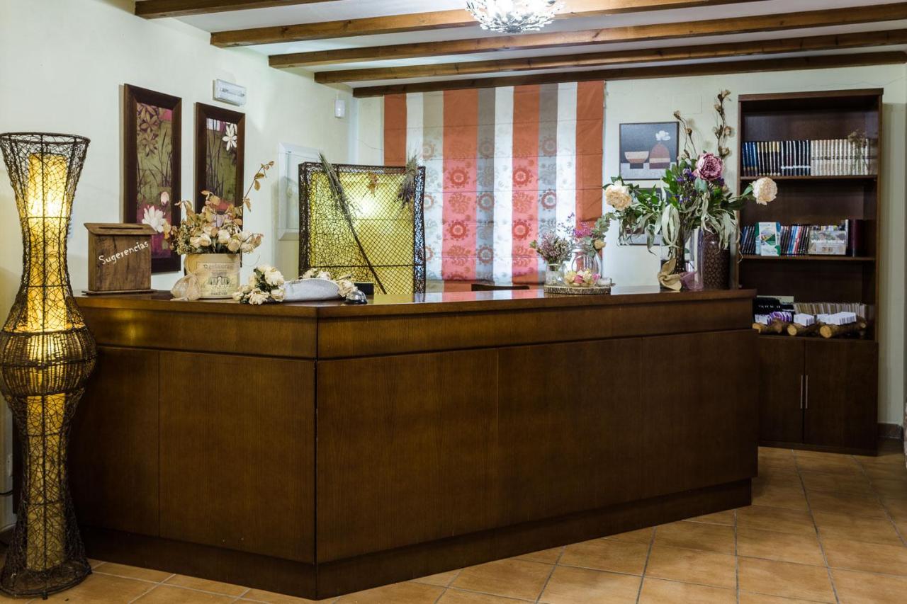 Hotel Ribera Del Corneja Navacepedilla de Corneja Ngoại thất bức ảnh