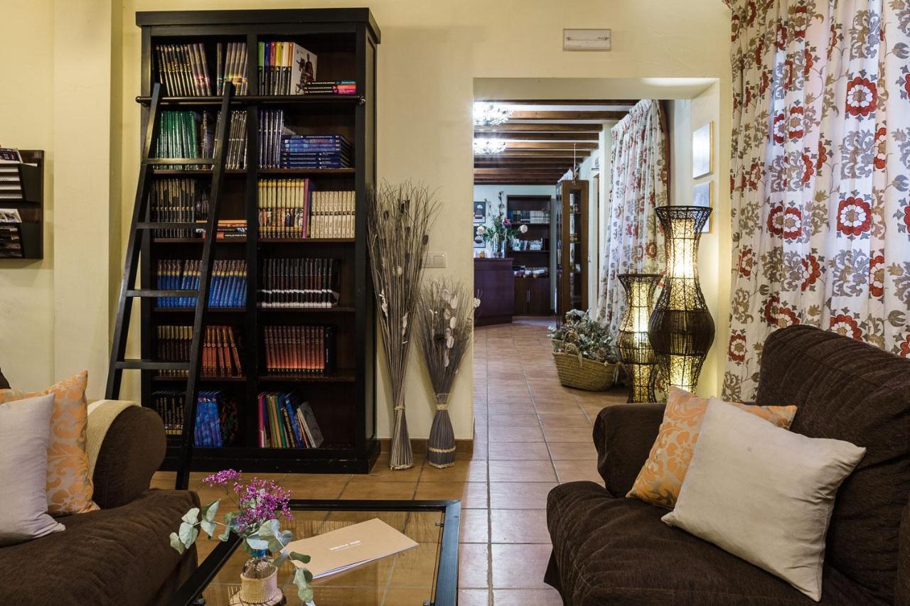 Hotel Ribera Del Corneja Navacepedilla de Corneja Ngoại thất bức ảnh
